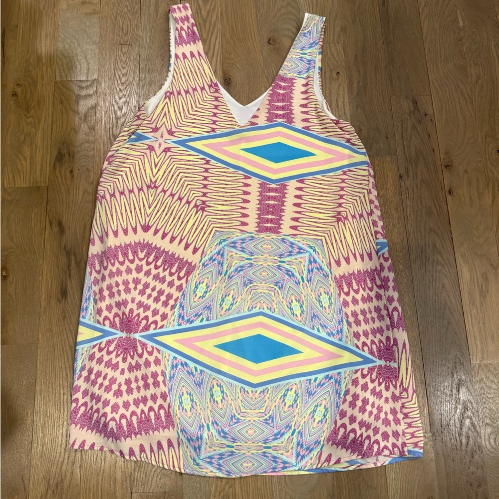 Everly Multicolor Patterned Fabric - Picture 3 of 4